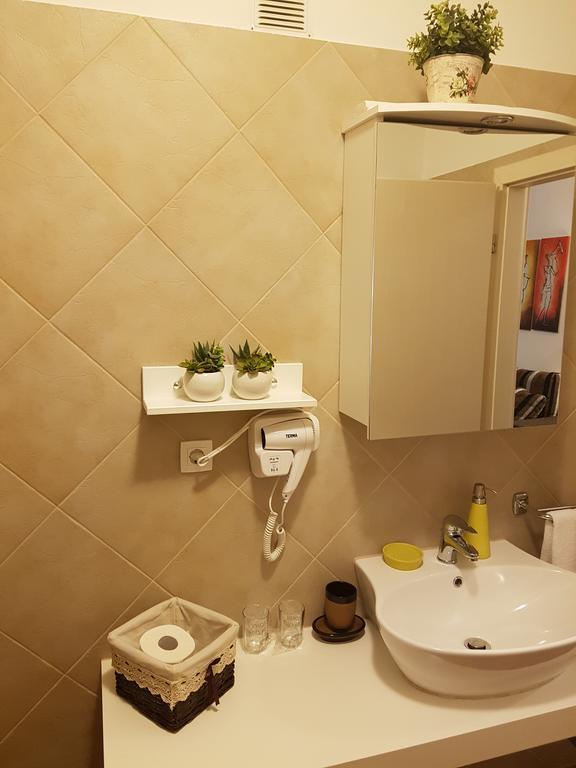 Allegro Exclusive Suites Old Town Center Zadar Exterior photo